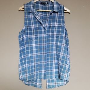 Velvet Heart Plaid Sleeveless Button Up, New